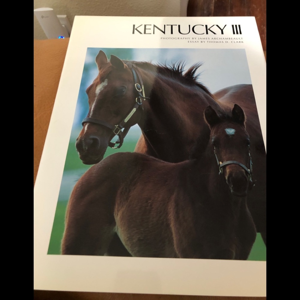 🐎 Kentucky III photos by James Archambeault